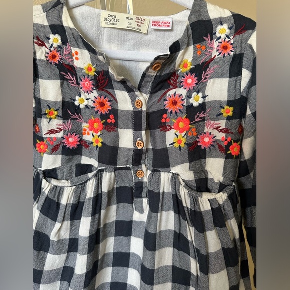 Beautiful ZARA Boho Embroidery Pocket Dress - Picture 3 of 4